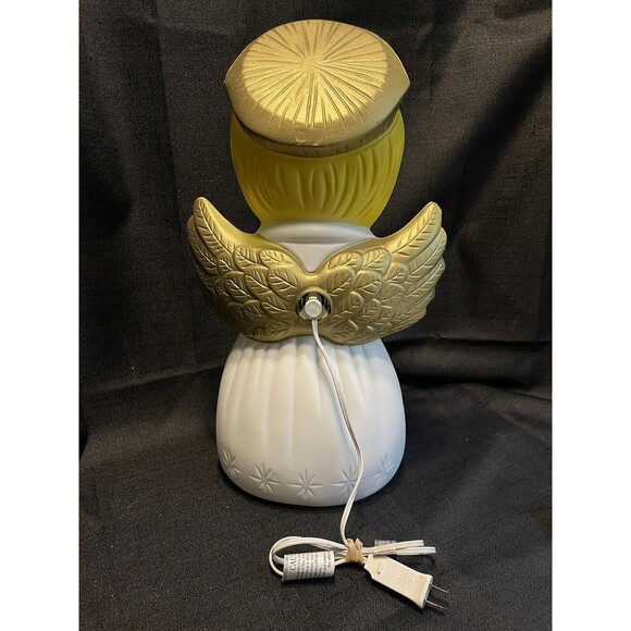 Vintage 1999 Grand Venture Praying Angel 18”  Christmas Blow Mold Gold - Picture 3 of 5